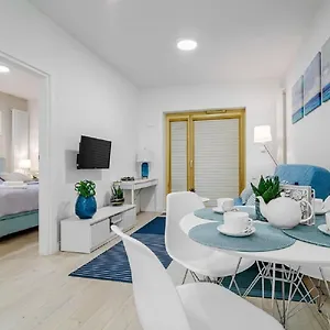 https://mennica-residence-apartment-168.warsawhotelspoland.com